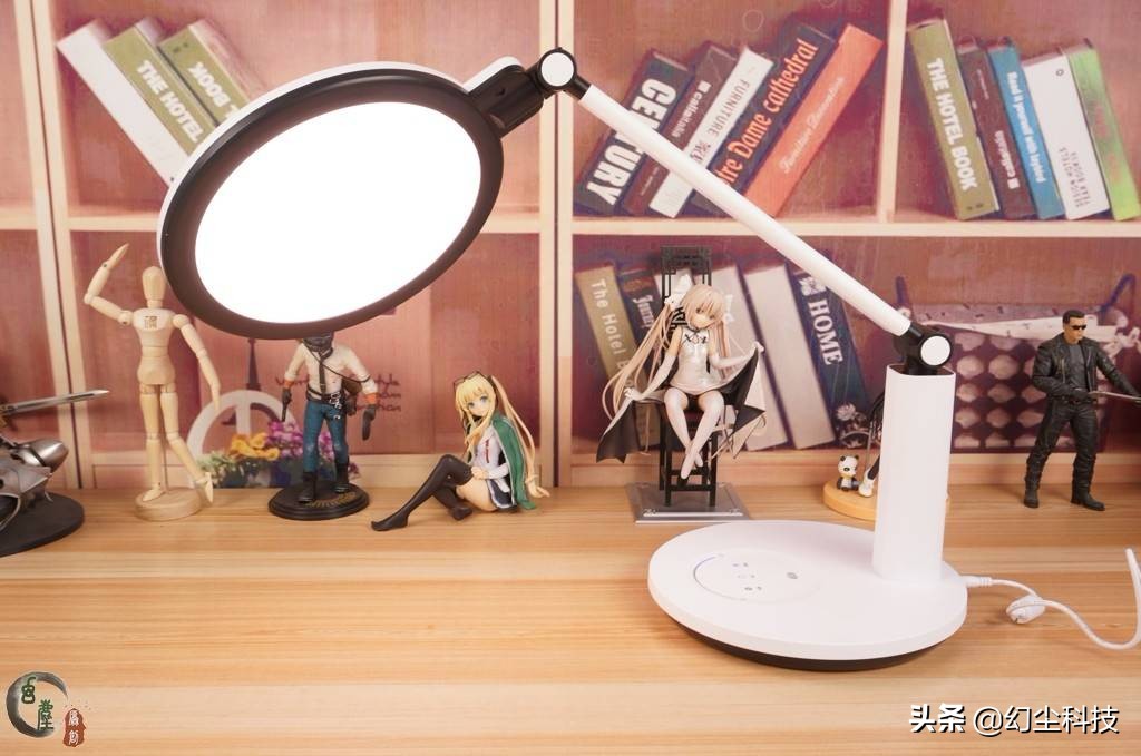 小米lite台灯和华为智选2i,小米充电台灯哪款值得入手