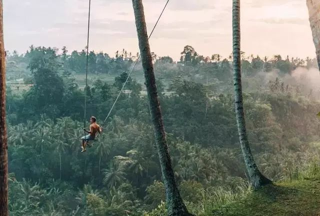 一张照片卖6500万美金,一张照片卖九千美元