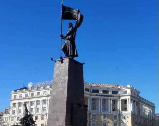 海参崴的现状：*锁封**40年禁止进入，资源匮乏却胜在物价很低