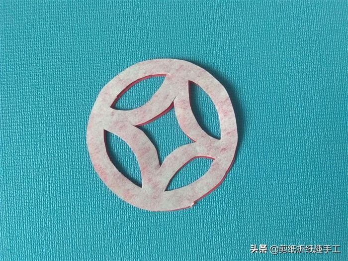 剪纸铜钱教程简单又漂亮,古钱剪纸教程视频