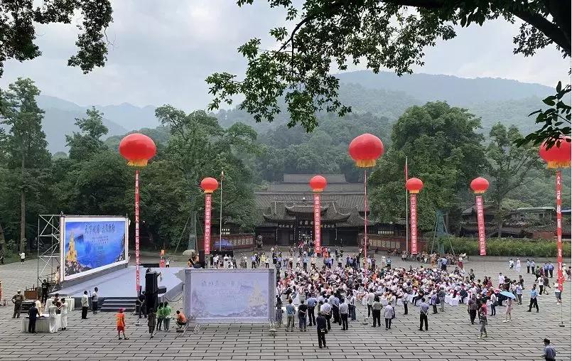 峨眉山山脚住宿推荐民宿,峨眉山住宿攻略性价比高
