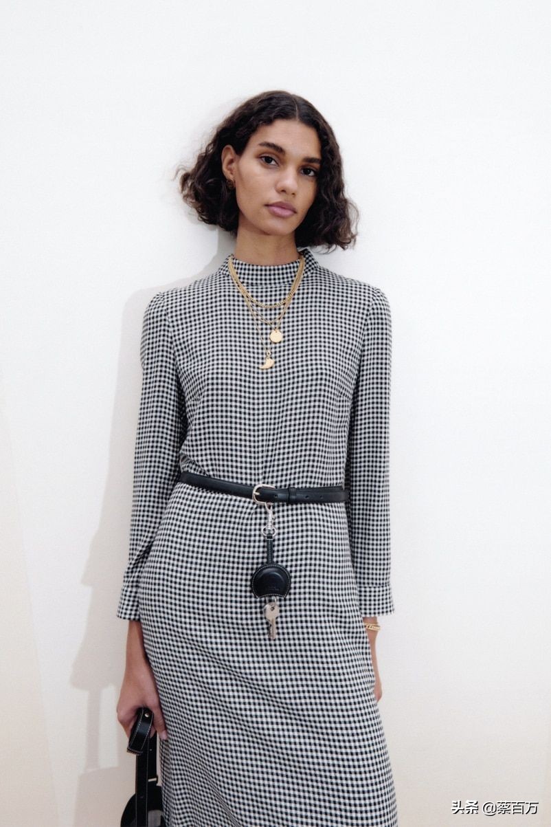 艾米丽在巴黎精彩片段,艾米丽在巴黎下集