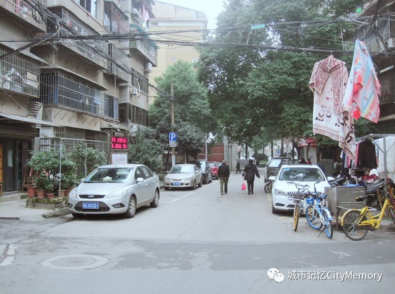 湘菜大师、被“成分论”害苦的长沙姑娘——红墙巷里的往事
