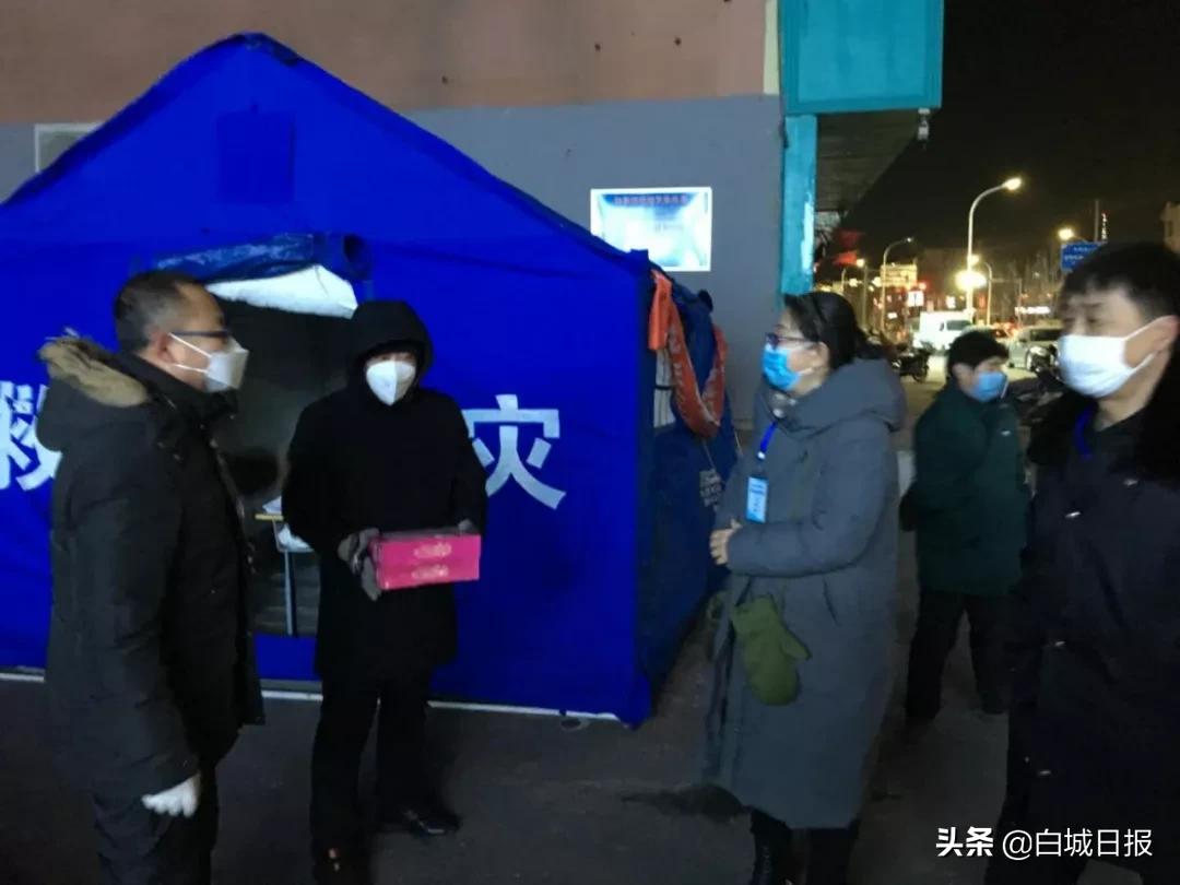 点滴爱心汇聚,爱心汇聚力量真情共筑希望