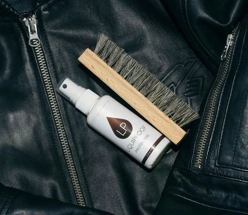 球鞋脏了怎么处理,球鞋表面脏了怎么清理