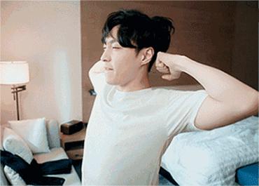 「新世相」因过年太累，男子被送医抢救……这几个保命技巧一定要知道