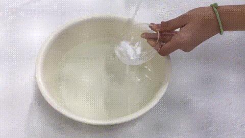 纯棉毛衣领口松垮用开水烫,毛衣领口松垮怎么修复