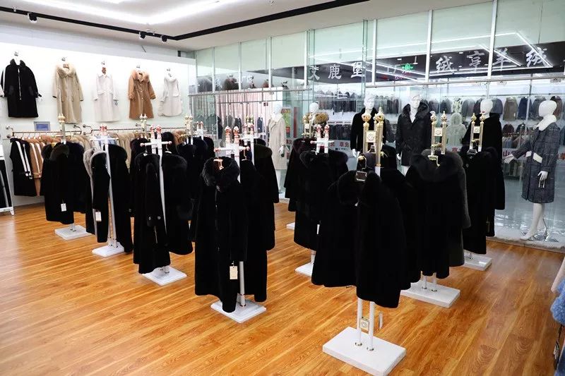 上千种款式任您来选,五家渠海宁皮革城开业了没有