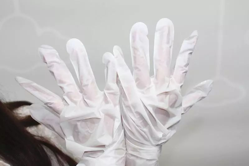 粗糙又脱皮的手适合什么手霜,润手霜改善粗糙细纹