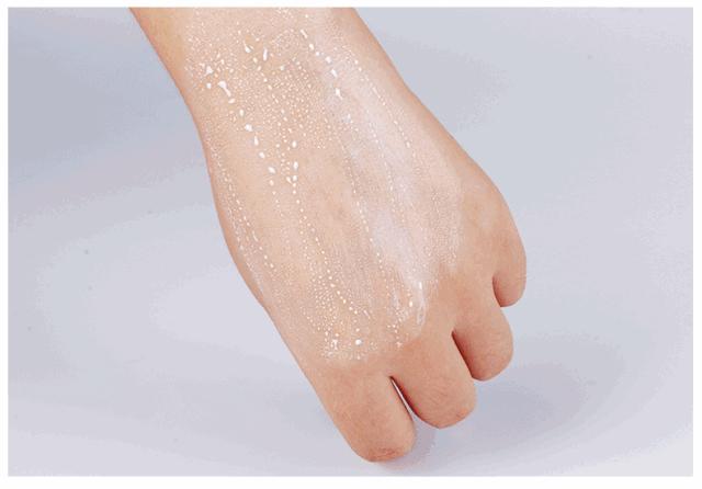 粗糙又脱皮的手适合什么手霜,润手霜改善粗糙细纹