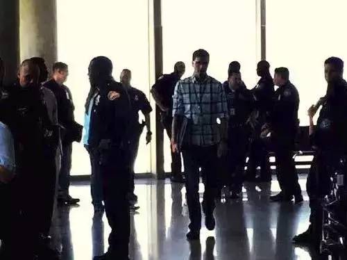 王阳明是怎么调节自己的情绪的,王阳明一个人经历三种磨炼