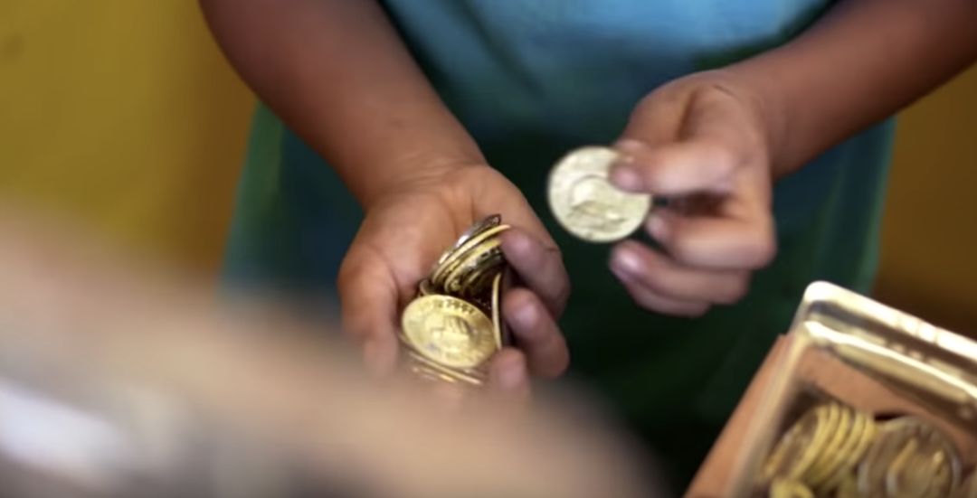 九岁的他用废纸箱建了个游乐场，结果全洛杉矶的人都来了……