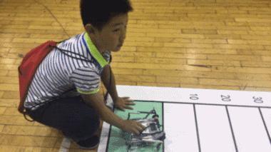 机器人团队激烈角逐,工业机器人团队比赛