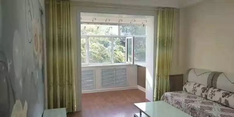 石河子三室二厅50万精装修急卖,石河子二手房大户型推荐