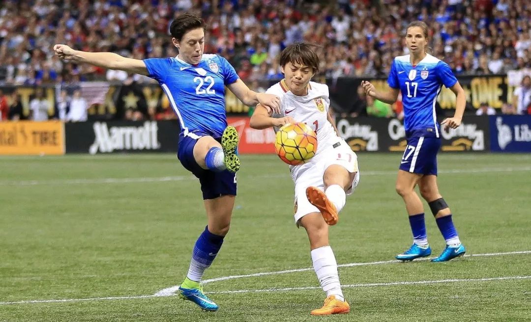 中国女足铿锵玫瑰无愧中国红,铿锵玫瑰真人