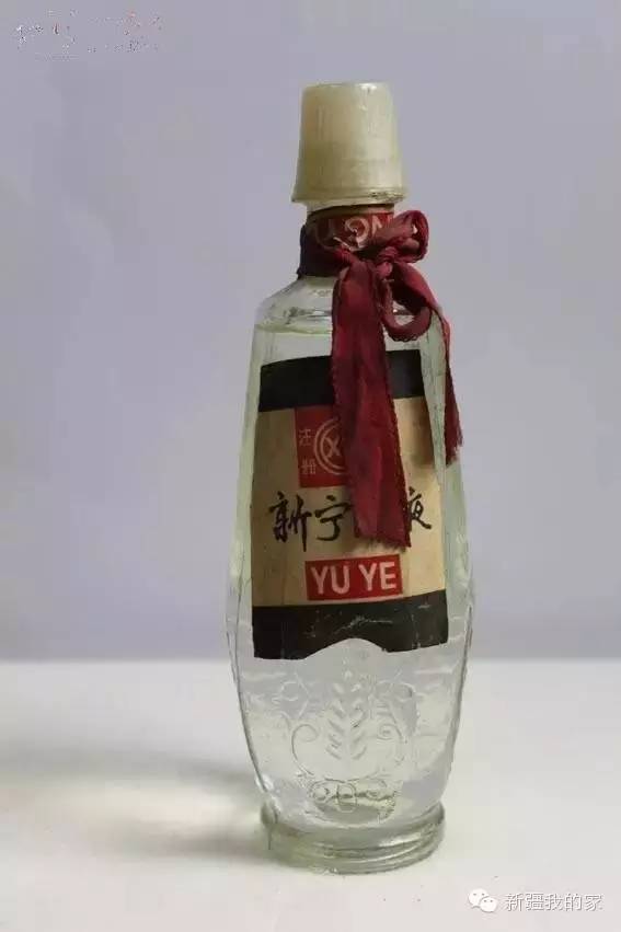 新疆老酒你喝过几种,收藏的老烟老酒