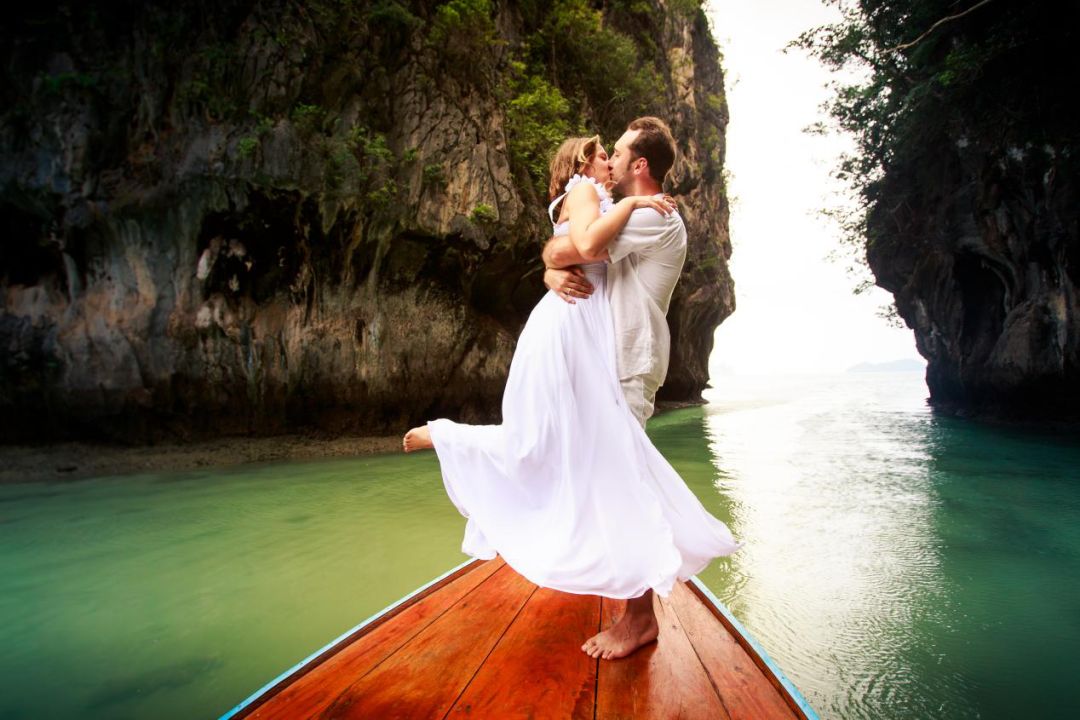 官宣但不秀恩爱,官宣秀恩爱是真爱吗