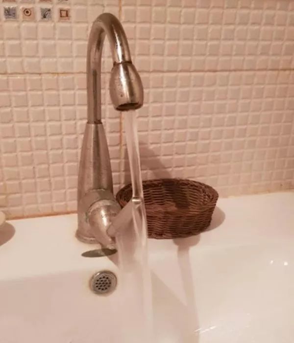 特别怪异的设计,诡异的视觉设计