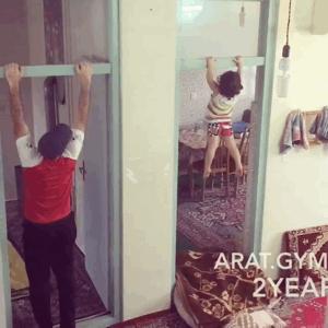 泰山腹肌小孩,五岁小孩儿8块腹肌