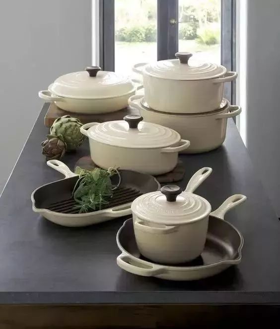 神了！洗白袜子只需涂点这个，冲一下立马跟新的一样！