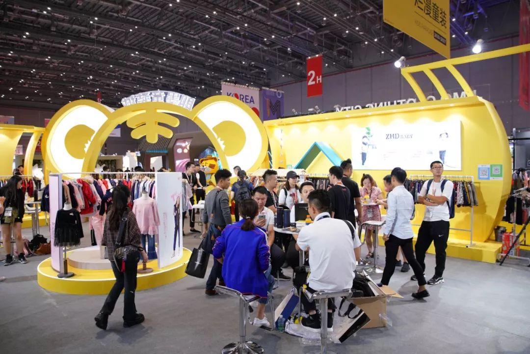 chic2018秋季展上的生活方式,chic2018秋季服装