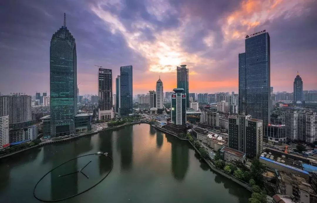 1折起售6月特价机票,低价机票预订大连