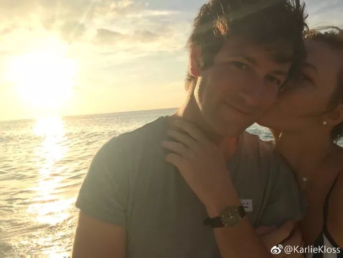 karliekloss婚礼完整版,karliekloss官宣