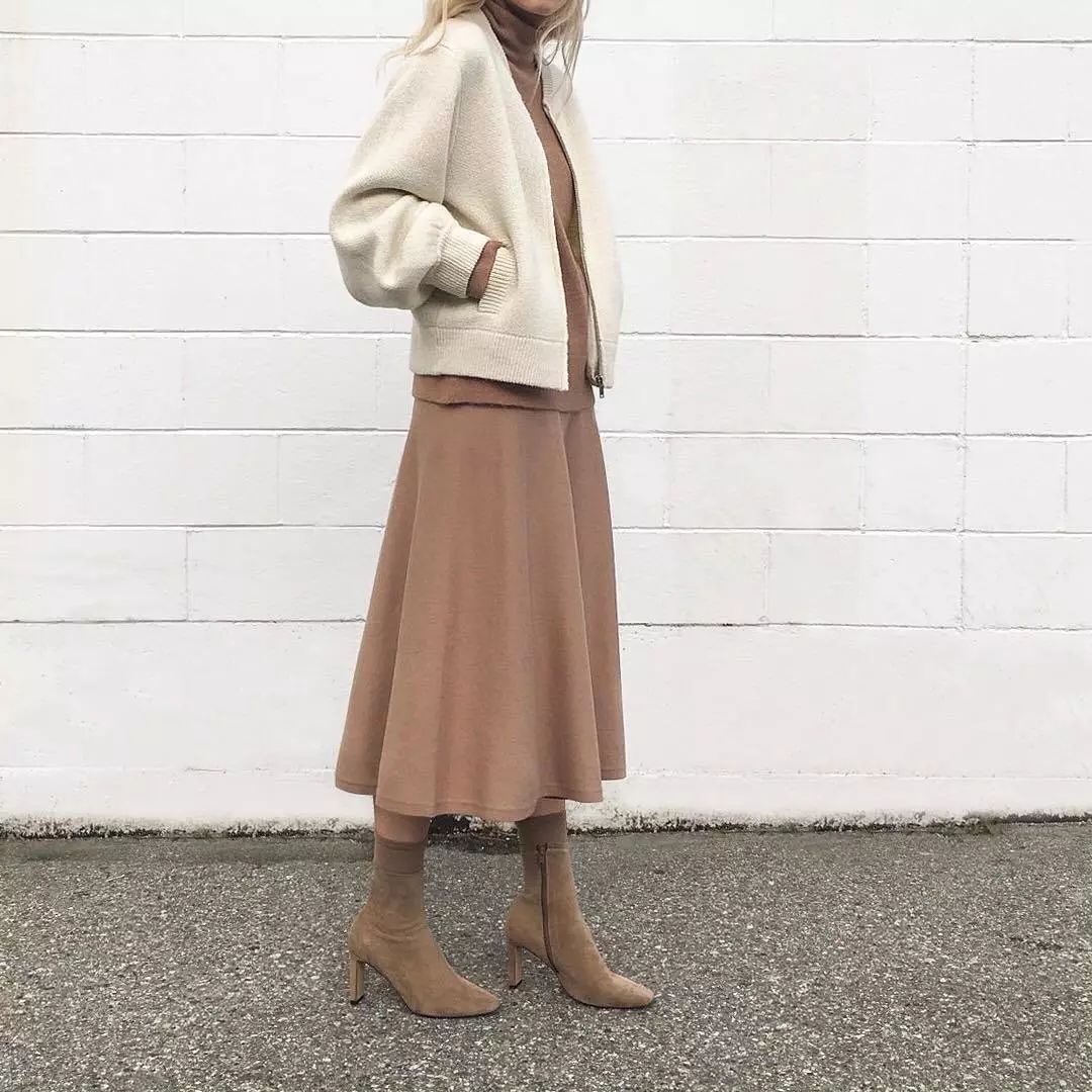 秋季灵感碰瓷-今年没有一件这样的「南瓜色」单品，都不算秋天