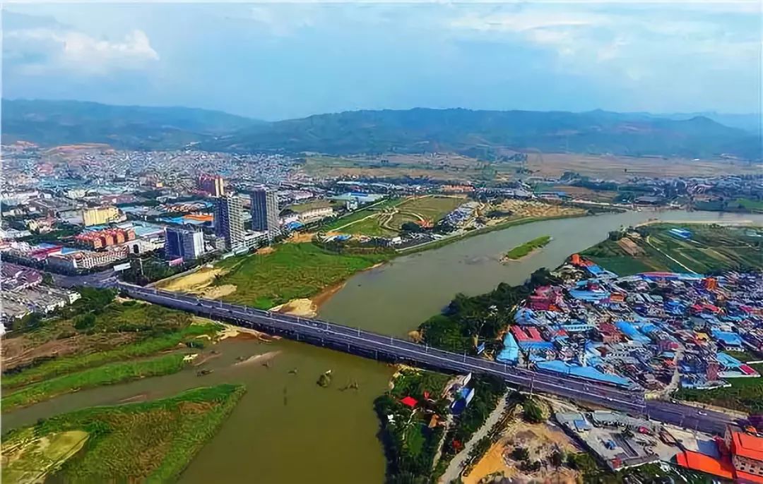 壮丽70年奋斗新时代的图片,壮丽70年奋斗新时代的视频