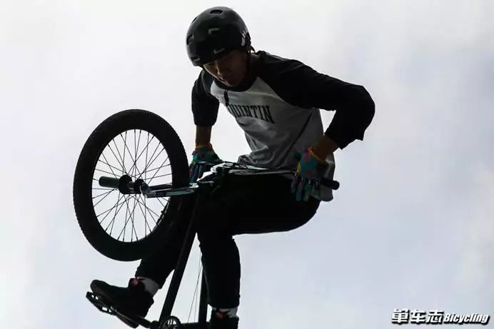 让心脏噗通噗通2018中国BMX自由式联赛～大家一起翻转吧