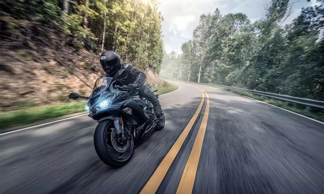 川崎zx-6r官宣进入国内,川崎zx-6r全面讲解