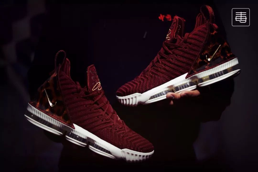 怎么晒鞋照片,晒鞋怎么拍照发朋友圈