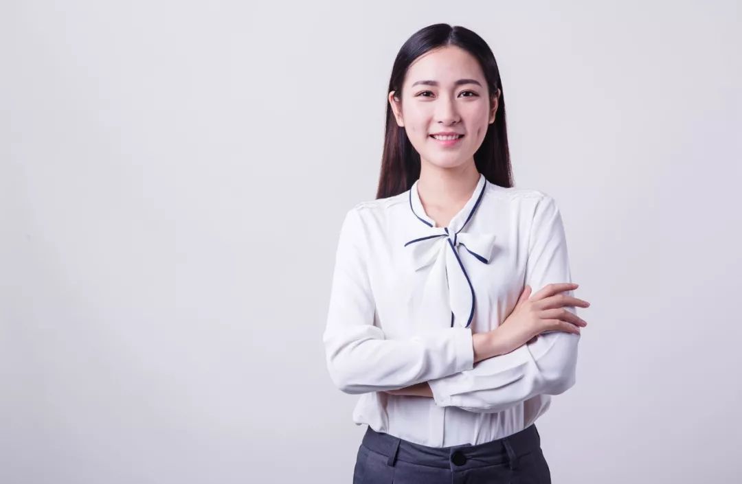 小区保安不让外卖员进,保安不让120进小区