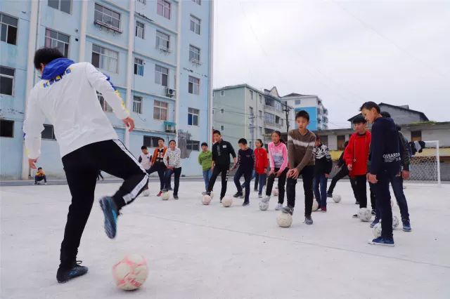 滨江这所学校的老师们，到建始“认亲结对”｜CBA门票中奖名单公布