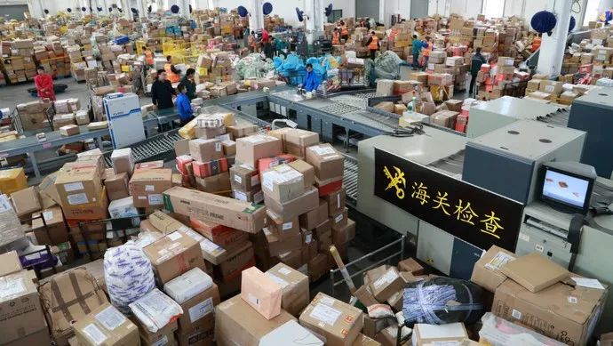 华人回国礼品缴税,国外东西带回国要交税吗