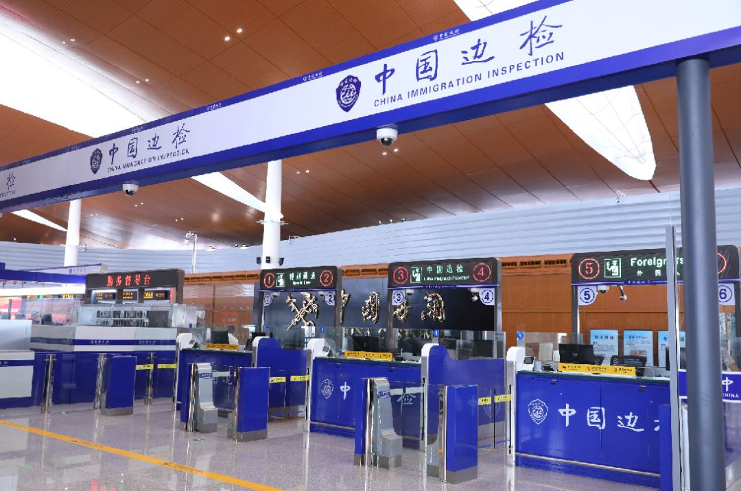 怎样从港珠澳大桥过关到内地,港珠澳大桥香港口岸过关流程