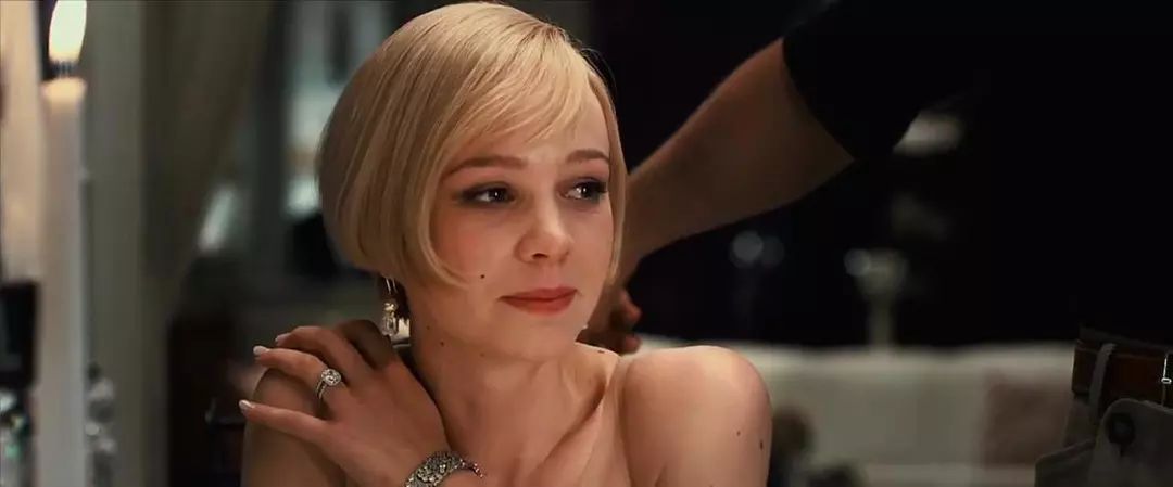 闺蜜以为我的包很贵,闺蜜以为你的包要几万块