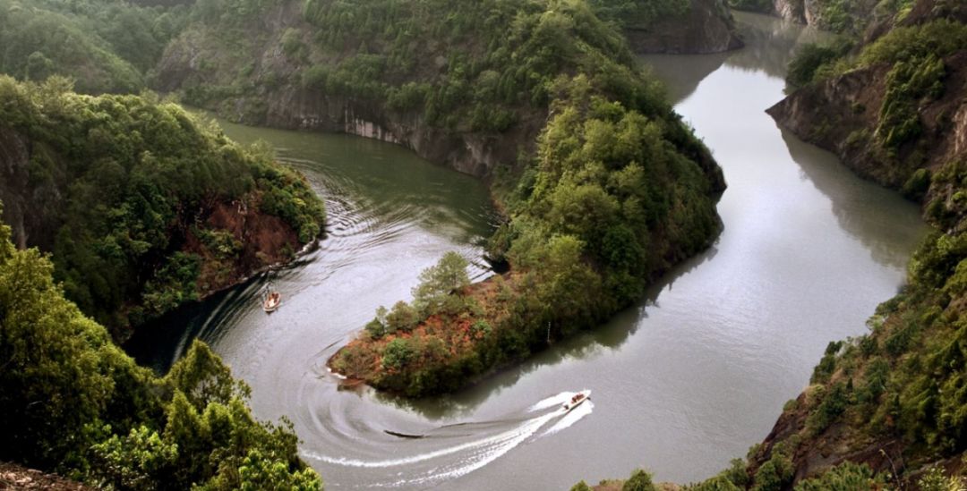 佛山机场有直飞上海的吗,最新佛山机场直飞航班信息