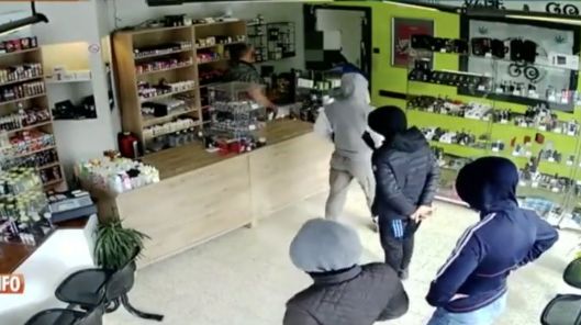 鏃╁畨鏌冲窞鏈濋椈澶╀笅,鏃╁畨鏌冲窞