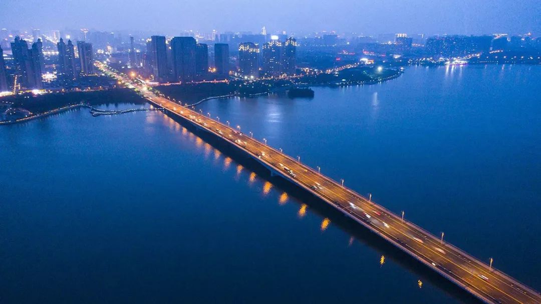 航拍蚌埠,航拍超震撼的蚌埠淮河大桥