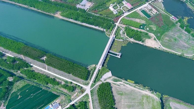 航拍蚌埠,航拍超震撼的蚌埠淮河大桥