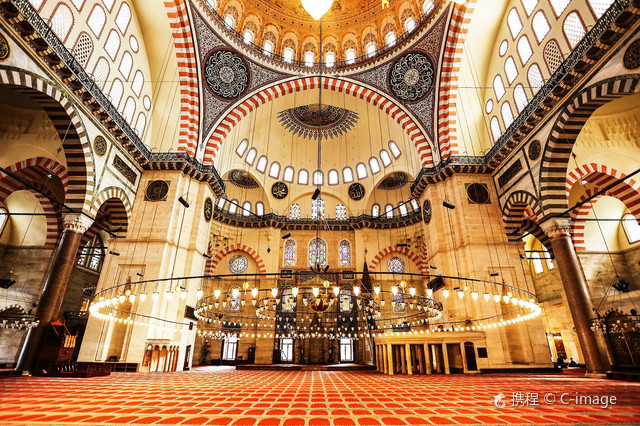 伊斯坦布尔最值得去的景点,伊斯坦布尔著名的旅游景点是哪里