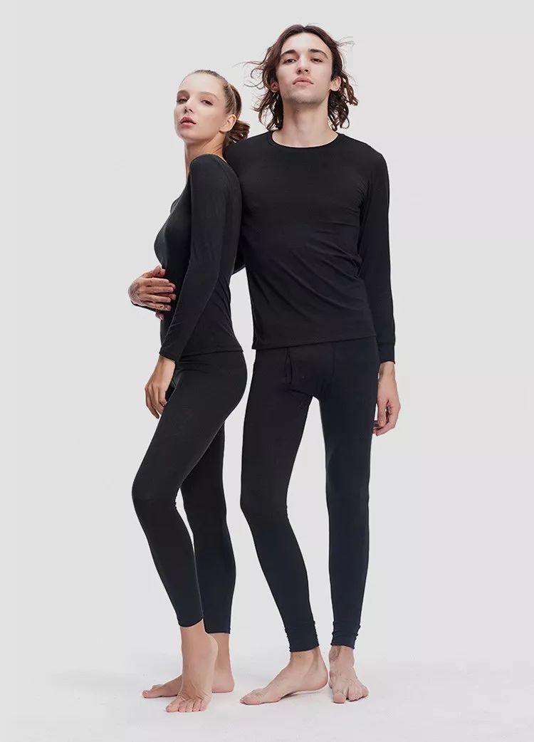 有北极熊绒毛的衣服吗,有了羽绒服不会冷了