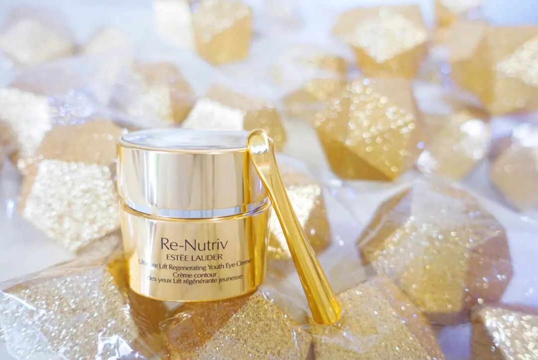 种草｜若说“吻痕”是天堂，那“眼痕”便是地狱？！