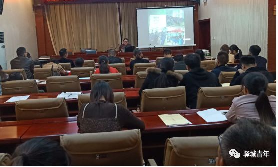 团区委举办学习习*平近**总书记“72”重要讲话暨团*八大十**精神推进会