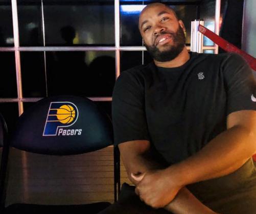 03-04年弗雷德琼斯扣篮大赛视频,虎扑专访