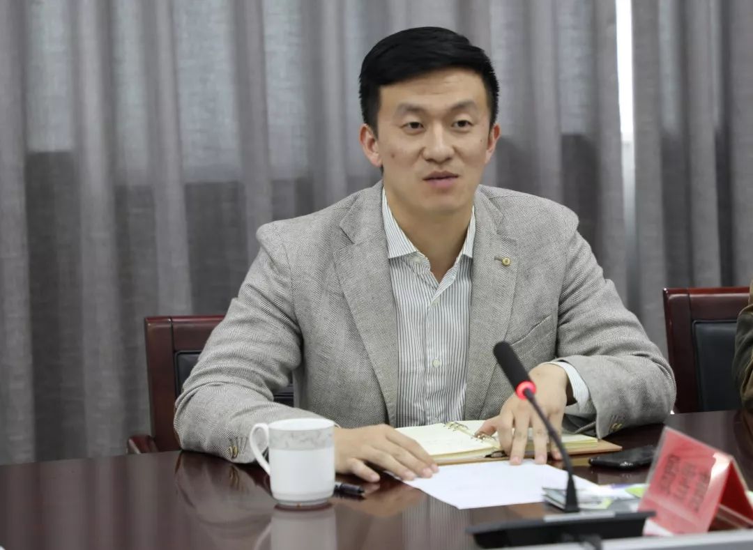 一个很有趣的朋友圈,一个特别的朋友800字