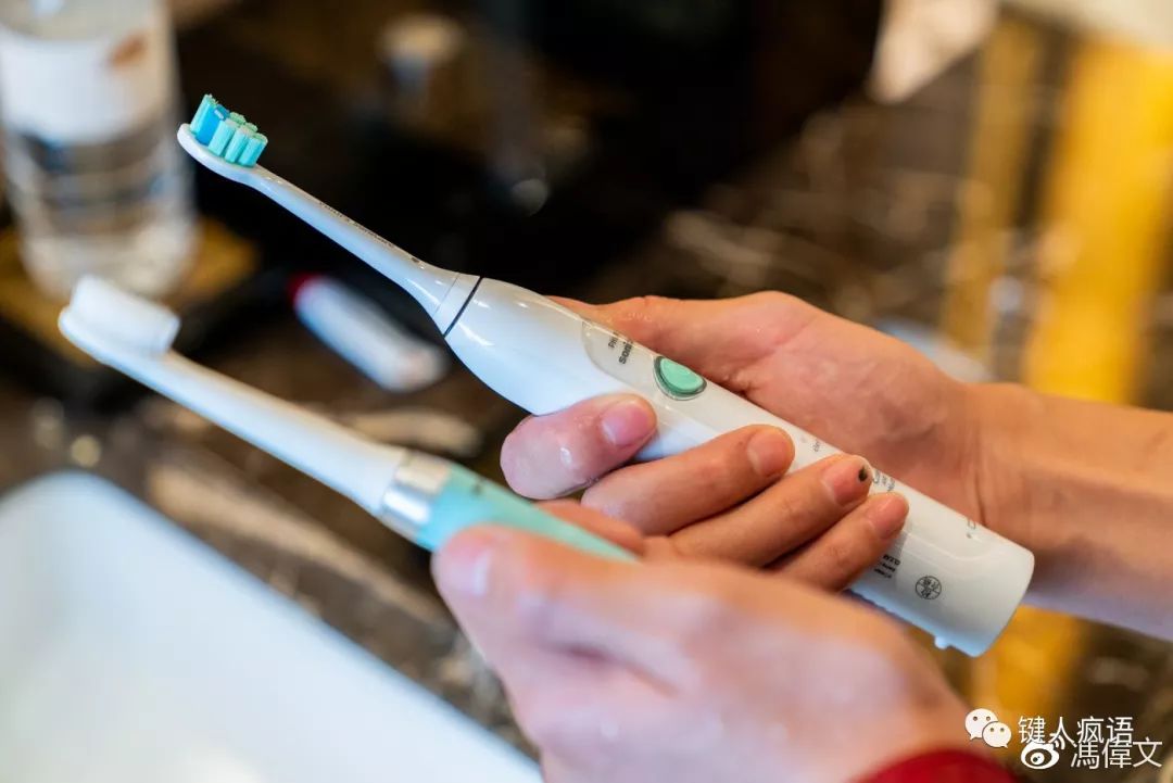 买只电动牙刷吧，你会后悔的……后悔没早买