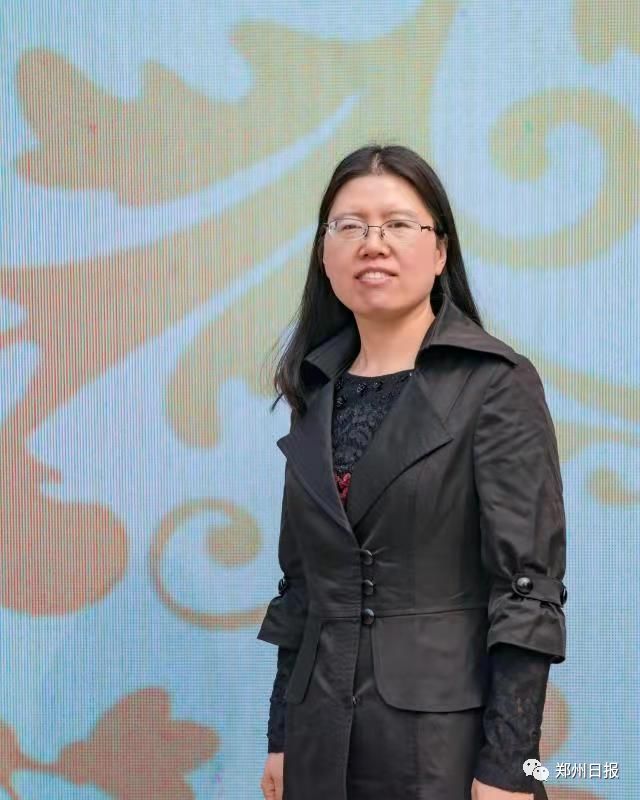 中国新闻记者节,第二十个记者节新闻特写