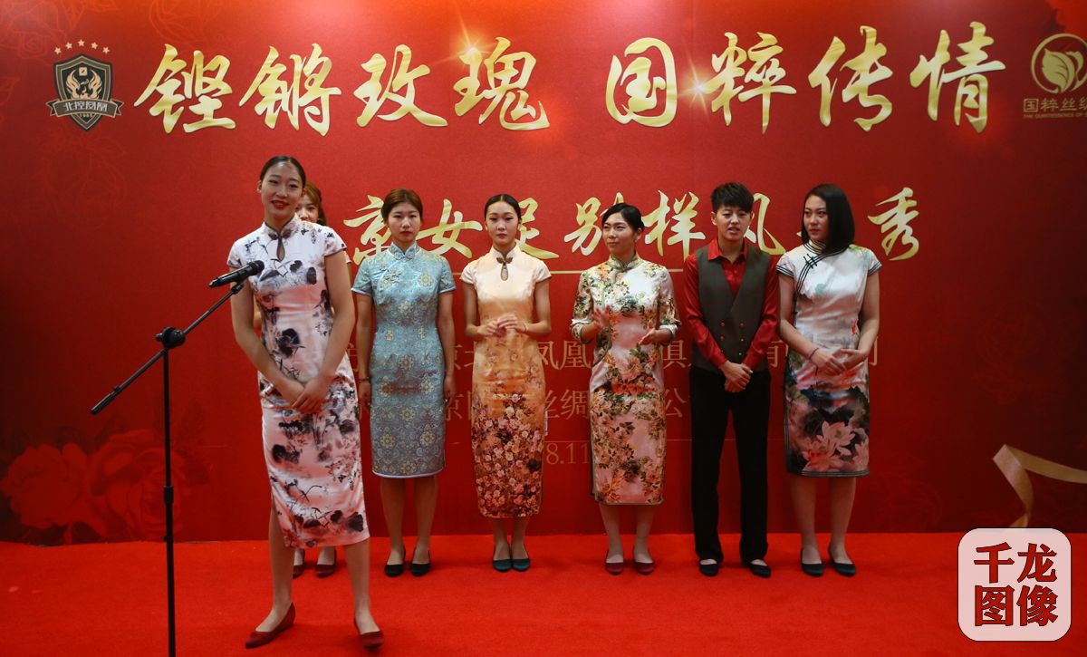 铿锵女足魅力绽放,铿锵玫瑰中国奥运女足